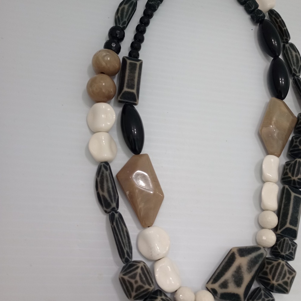 Alisha D Made in Italy Chunky Multi-Bead Statement Necklace 28-30" - Picture 3 of 8